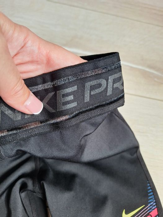 Лосини спортивні на дівчинку 8-9 років Nike Pro