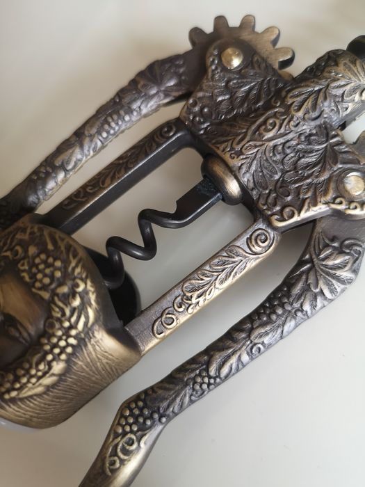 Saca rolhas vintage bronze