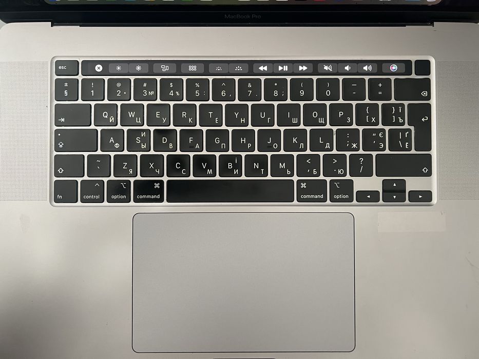 MacBook Pro 16 i9 32gb Ram 1Tb SSD VGA 4Gb