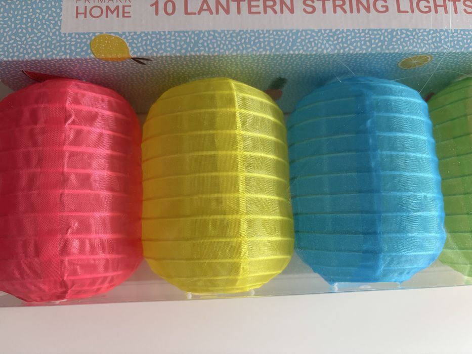 Conjunto de lampadas de exterior novas.