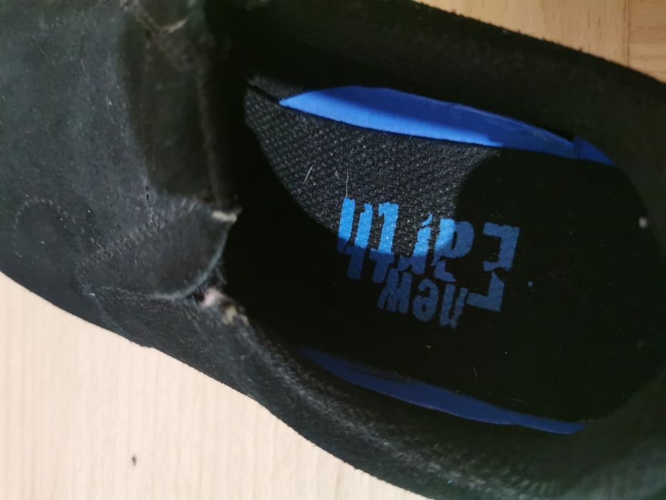 Buty zamszowe damskie, czarne. Rozmiar 37