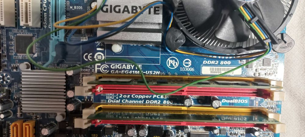 Gigabyte GA-EG41MF-US2H s775 + C2D E7200+3Gb DDR2+куллер, HDMI