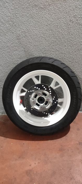 Rodas de Benelli TNT 125cc