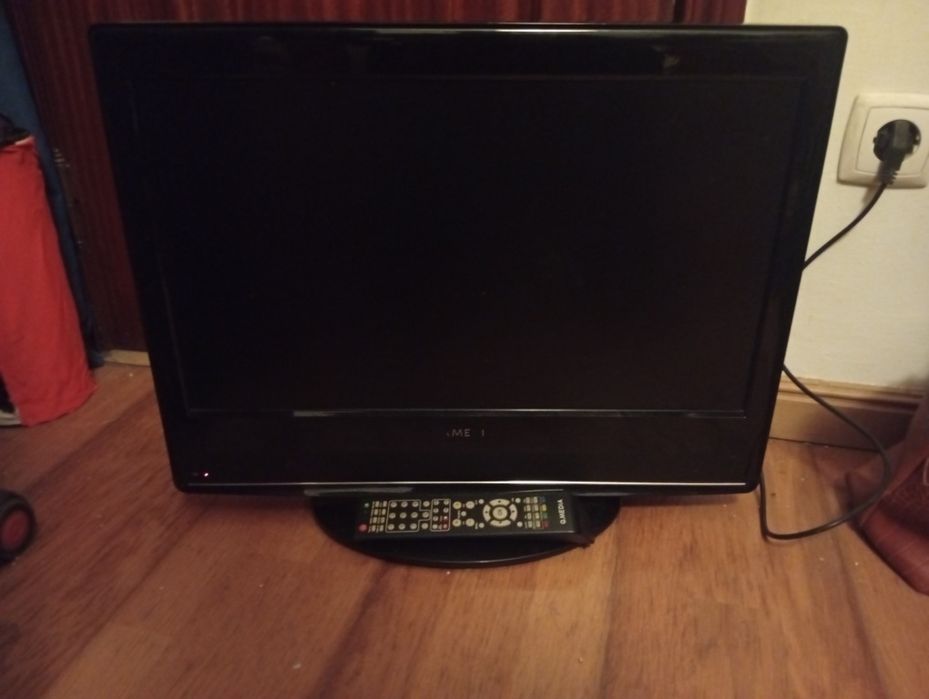 TV Televisor 22" HDMI Leitor DVD c/ Comando