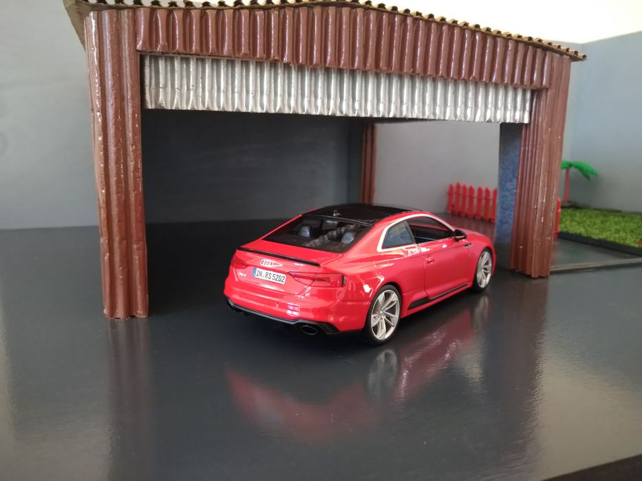 Audi RS5 Coupe - Bburago 1/24