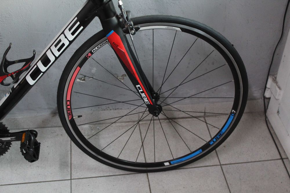 Rower szosowy CUBE PELOTON, Rama 56 cm Alu Carbon ,Koła 28", Shimano Claris