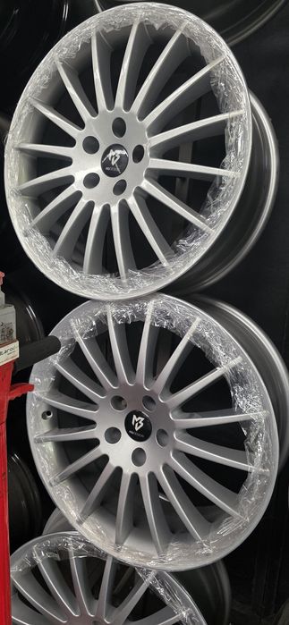 Jantes mb design 19 5x112 8j et36 novas