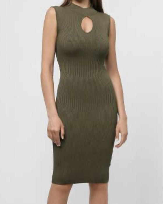 Платье guess новое