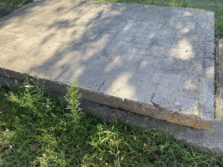 Плити бетонні  на забор  2 штуки ціна за 2