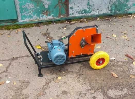 Щепоріз в зборі з ДВИГУНАМИ (діам.гілки 70мм/ 100мм)измельчитель веток