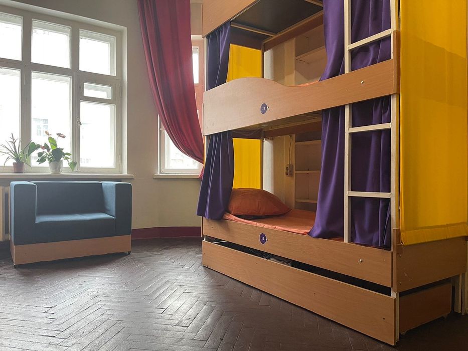 Общежитие / ХОСТЕЛ Киев Центр 100 метро от Метро Площадь Льва Толстого