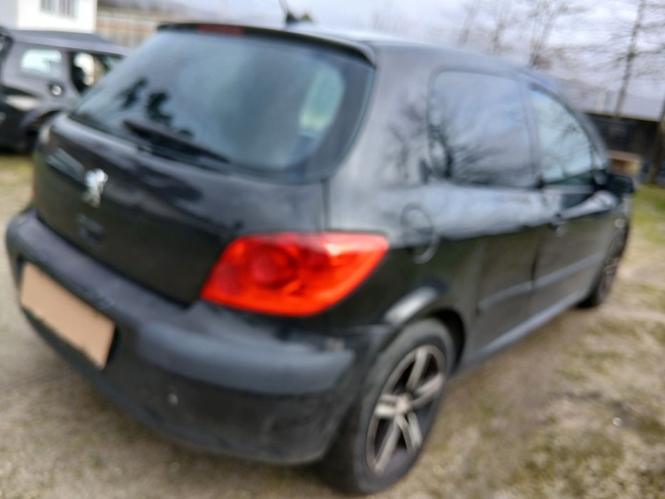 Vendo peugeot 307 comercial do ano 2004 em bom estado