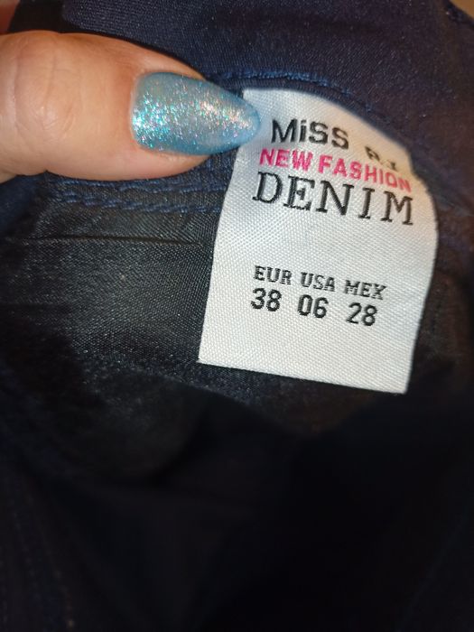 Spodnie 38 M materiałowe