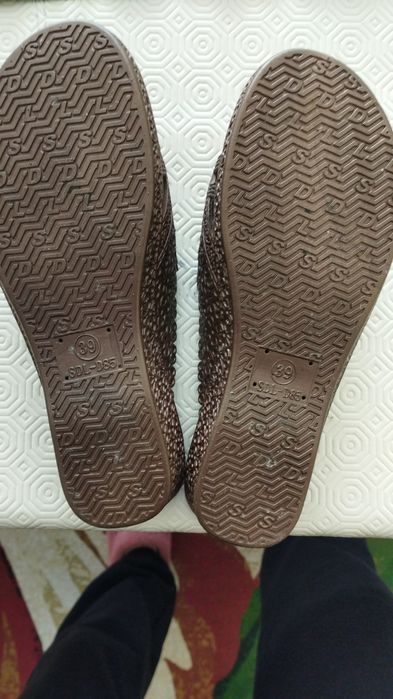 Chinelos n. 39 como novos