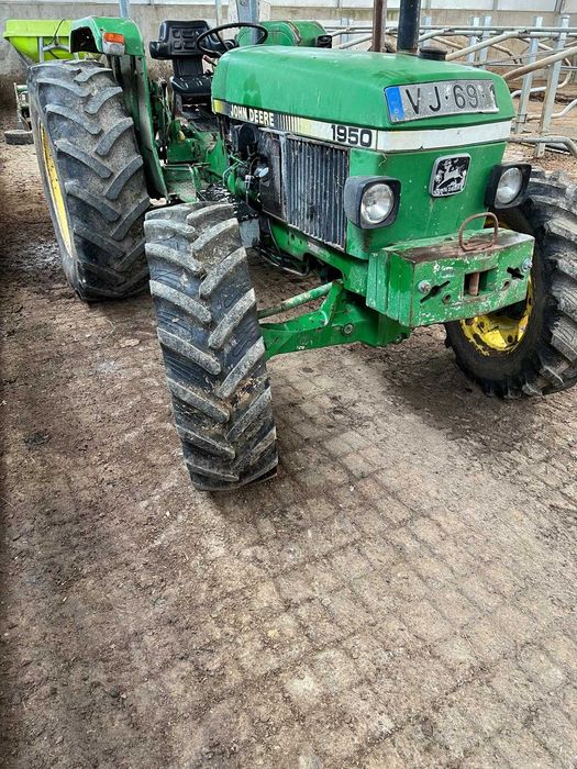 John Deere 1950 4x4