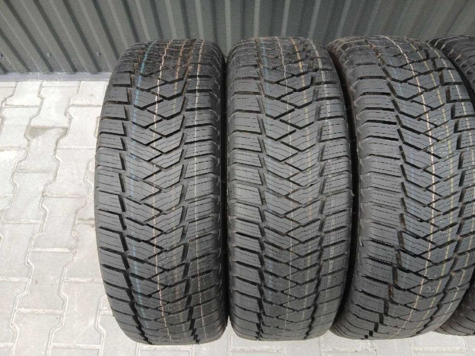 Резина всесезонна. НОВА 225/65 R16C Bridgetone Duravis All Season