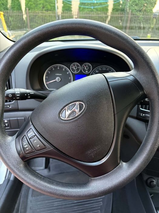 Hyundai i30 1.4   Rok 2009