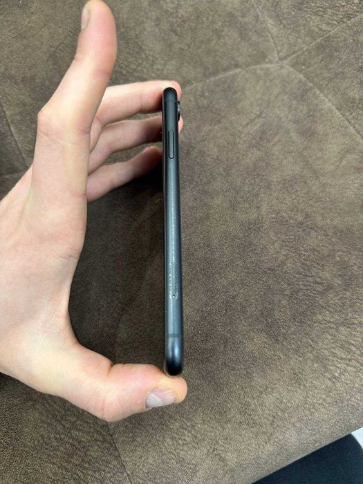 Apple iPhone XR 64Gb Black