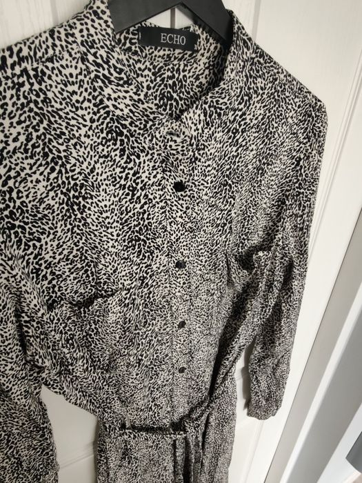 Szmizjerka, sukienka na guziki, wiązana w pasie Echo 38/M