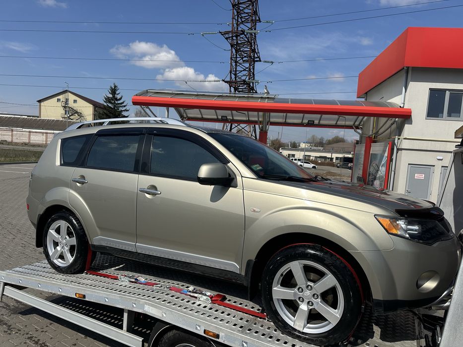 Mitsubishi Outlander Xl