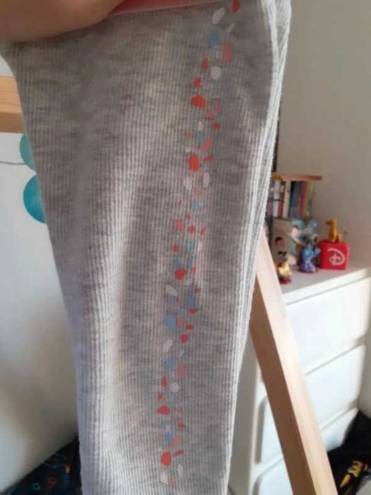 Legginsy niemowlęce szare prążkowane 5.10.15 r.68