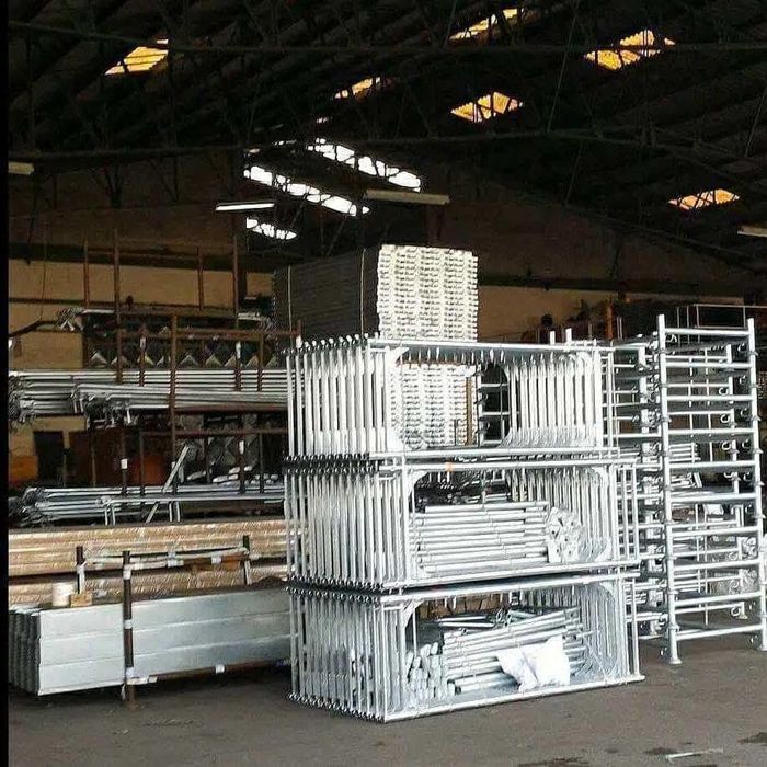 Andaimes r75 europeu