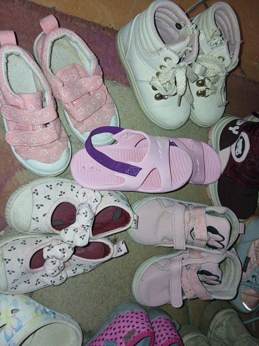 Buty dla dziewczynki 21-23 za grosze jak za darmo