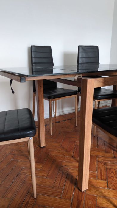 Mesa de vidro extensível