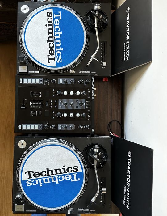 Technics SL 1210 MK2 +Traktor Z2