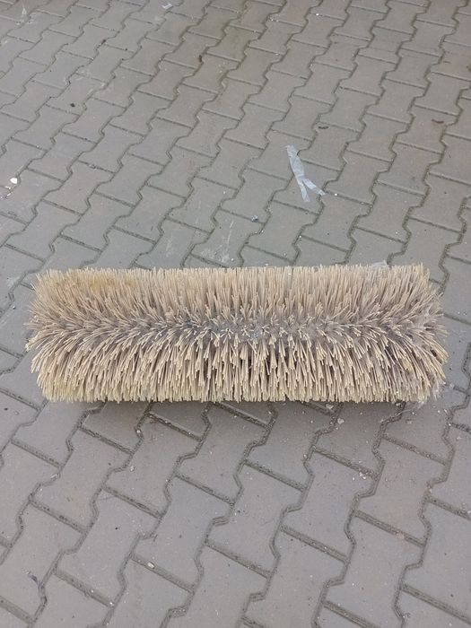Szczotka do zamiatarki
