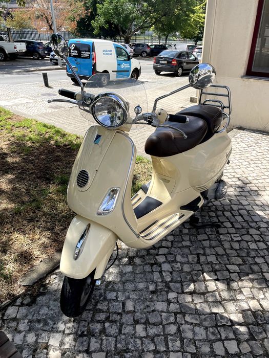 Vespa Lxv 125 i.e Vie Della Moda de 2013 NOVA 5700km