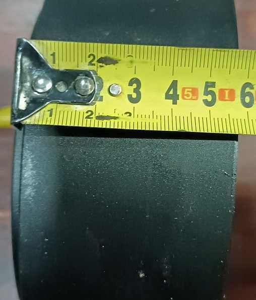 Продаються різні лінзи