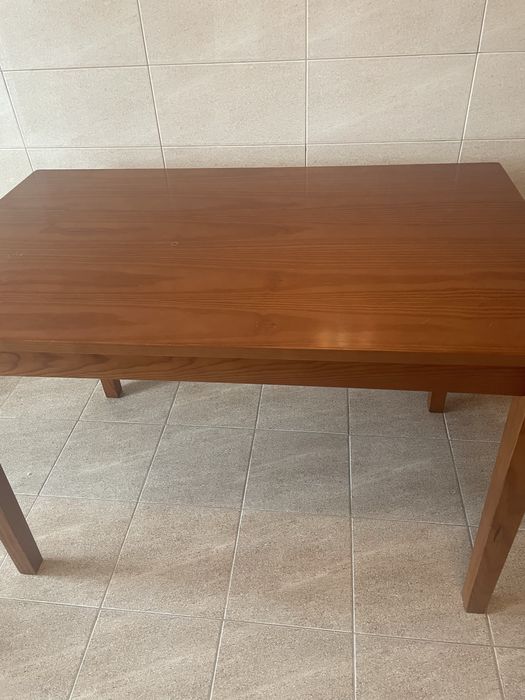 Mesa de sala e 6 cadeiras