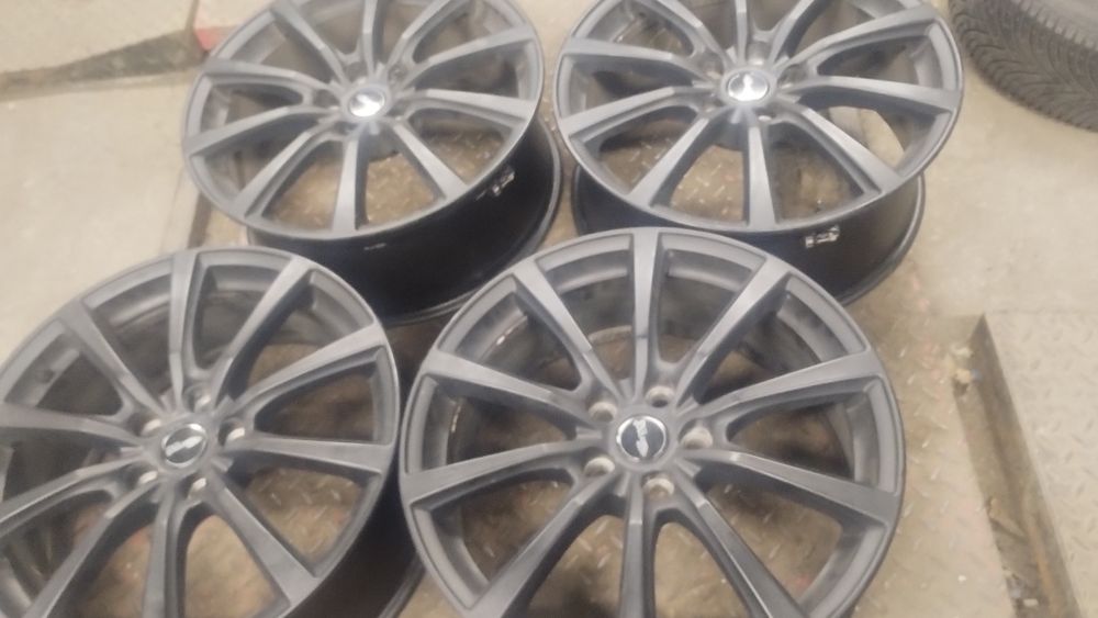 5x120 20 cali range rover felgi aluminiowe z czujnikami