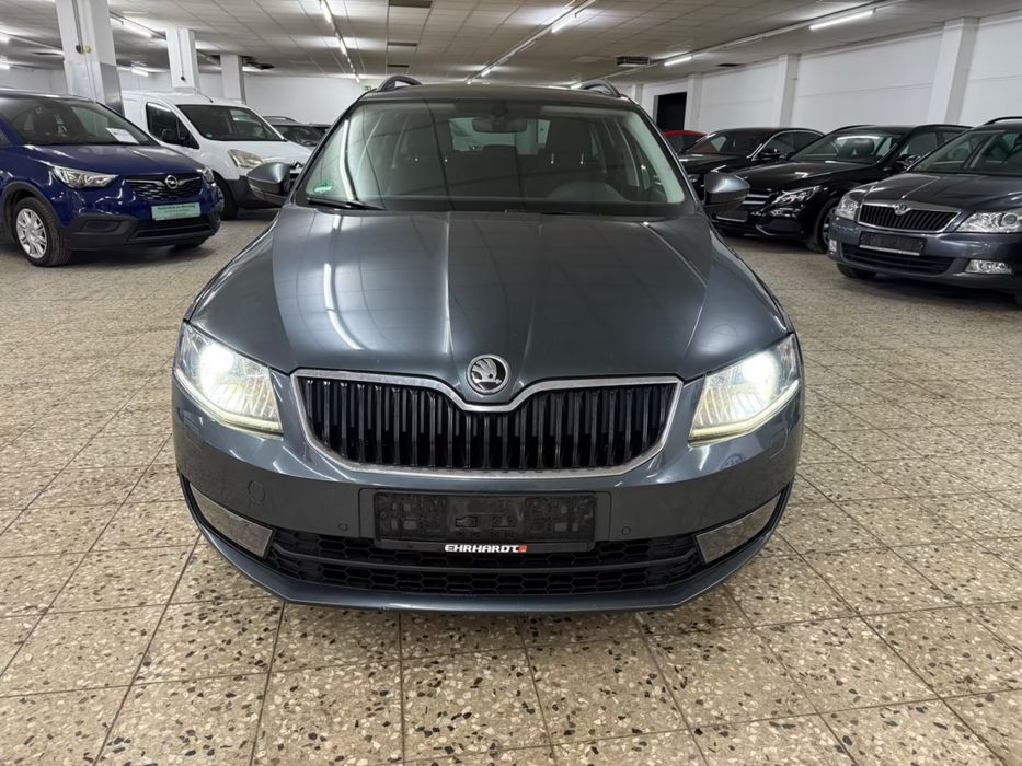 Розборка skoda a7  капот крыло бампер фара двери ляда фонарь шкода а7