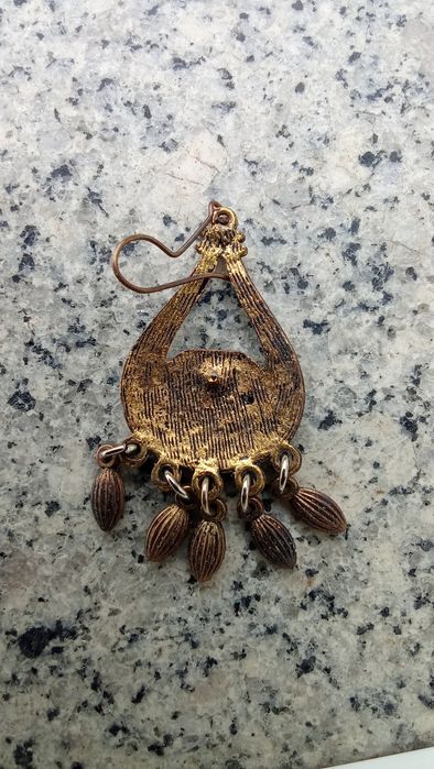 Vendo brincos variados parta e outros