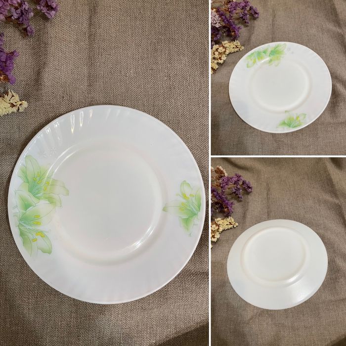 Столові тарілки, різна тарілки, столовий посуд