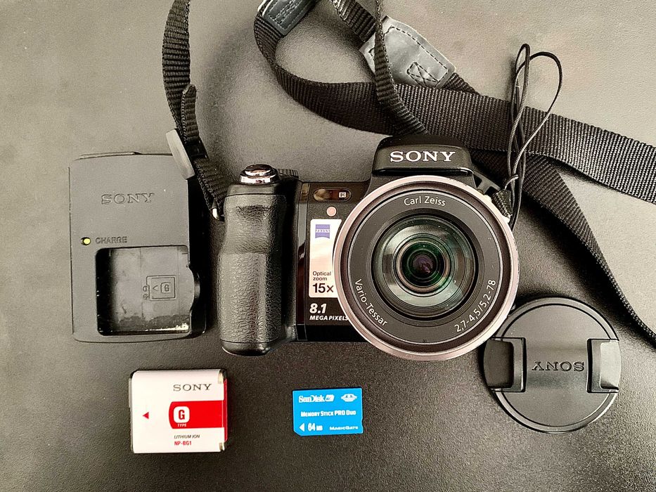 Sony Cyber-shot DSC-H9