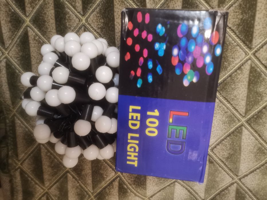 Новорічна ялинкова гірлянда кулі на ялинку кульки led. 100 куль, 8,10м