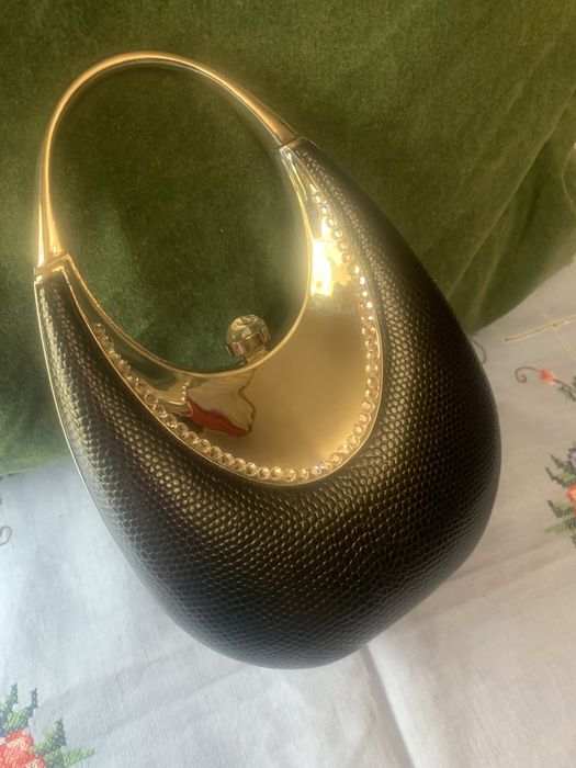 Женская сумочка розшитая паиотками