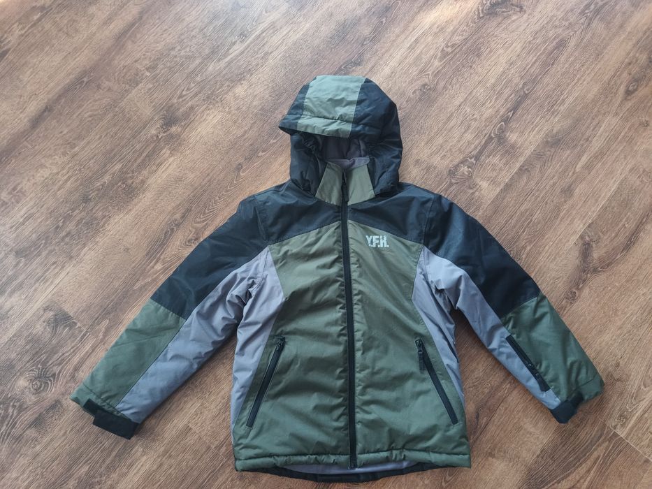 Kurtka zimowa narciarska 134/140 Y.F.K. Kik