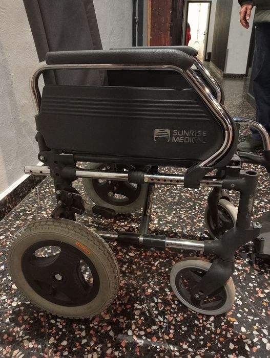 Cadeira de Rodas Sunrise Medical