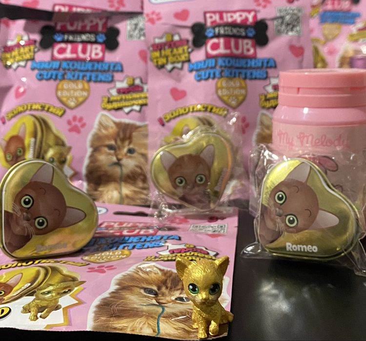 Puppy Friends Club різні фігурки в каруселі фото