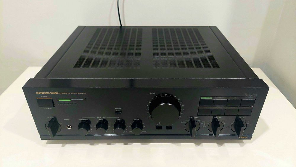 Amplificador "High-End" ONKYO Integra A-8450 (Músculo e Dinâmica de Classe) c/2x120w