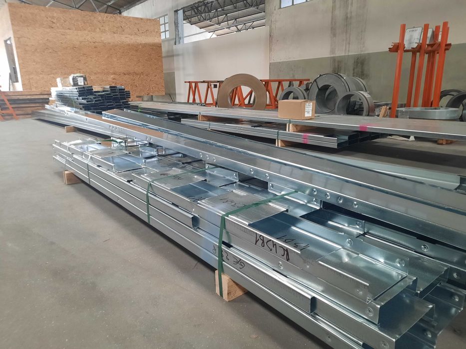 Somos fabricantes perfis LSF