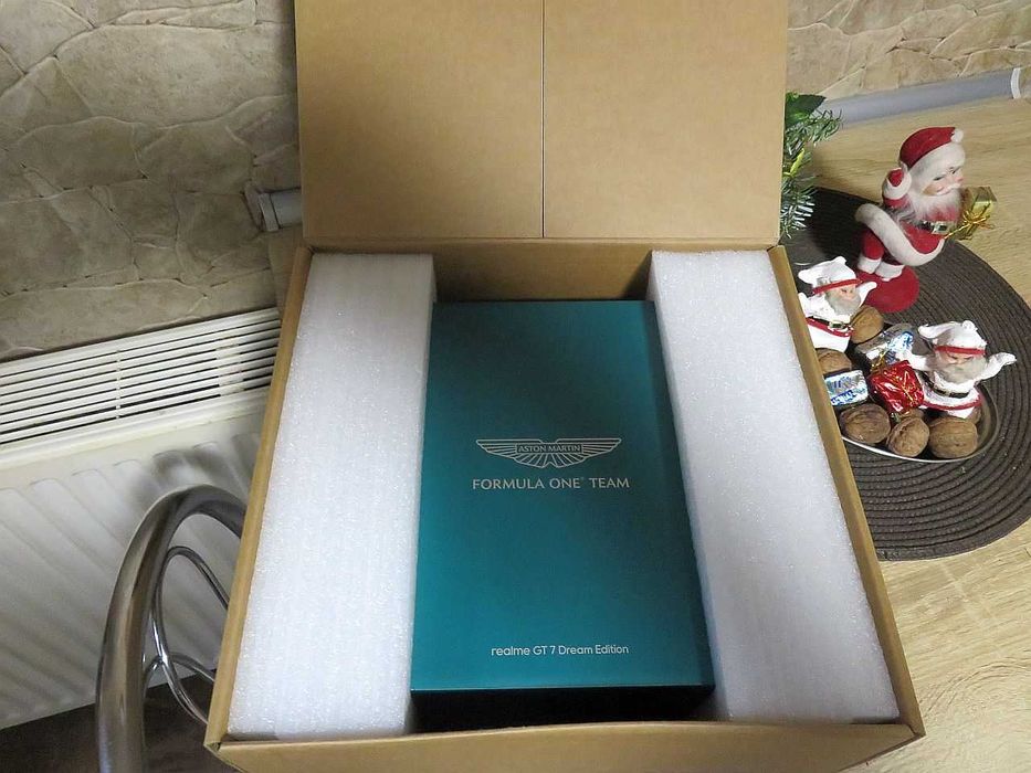 Realme GT 7 16/512GB ASTON MARTIN Specjal Edition