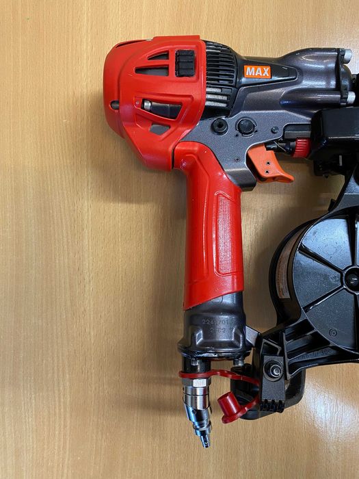 Gwozdziarka MAX HN25C2 gwoździarka bębnowa wysokociśnieniowa MAX HN25C2 PowerLite Pinner