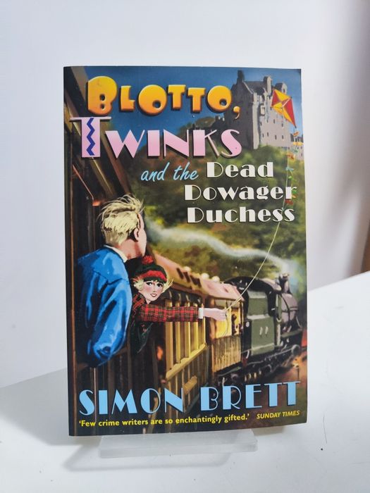Blotto, Twinks and the Dead Dowager Duchess - Simon Brett