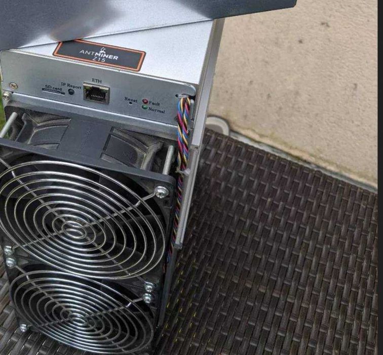 Bitmain Antminer Z15 Pro 420 kH / 30 Eur Dia