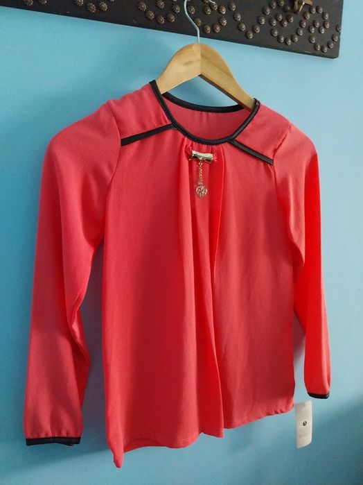 Blusa com pendente coração, tamanho 12, salmão, nova